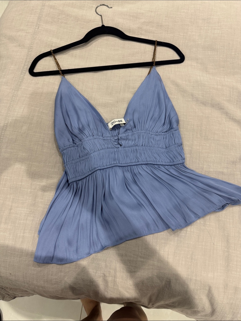 DO+BE Periwinkle Pleated V-Neck Chain-Strap Cami Top
